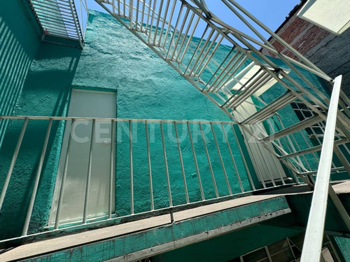 Venta De Casa Con 6 Departamentos En Azcapotzalco Cdmx Colonia Arenal