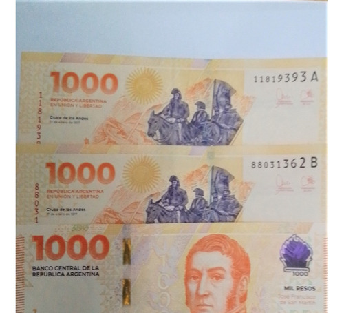 Billetes 1000 Pesos San Martin... Series A Y B... Son 2...