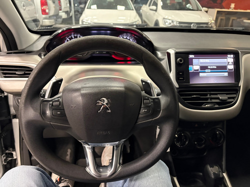 Peugeot 2008 1.6 Allure Tip