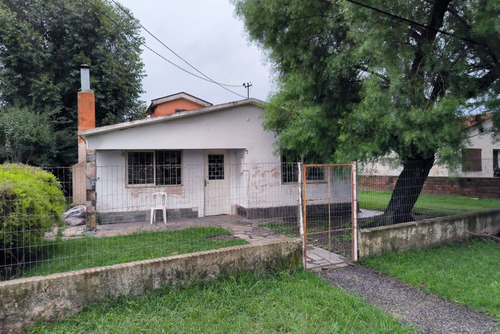 Casa En Atlantida, Barrio Español 