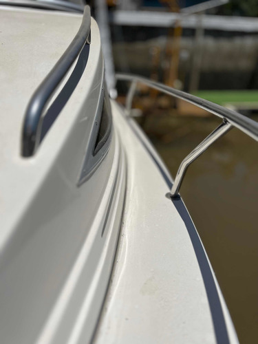 Imagen 8 de 25 de Lancha Cuddy Prinz Cabin 750 2021 Yamaha 150 Hp 4 Tiempos