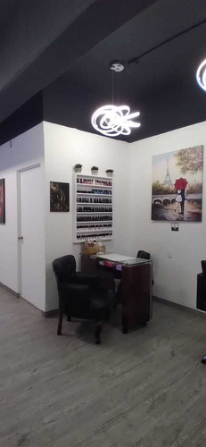 Se Traspasa Estudio De Belleza En Multiplaza Arboledas