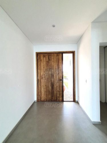 Imagen 18 de 30 de Casa En Alquiler Temporal En Barrio Nautico Canal, Villanueva, Tigre