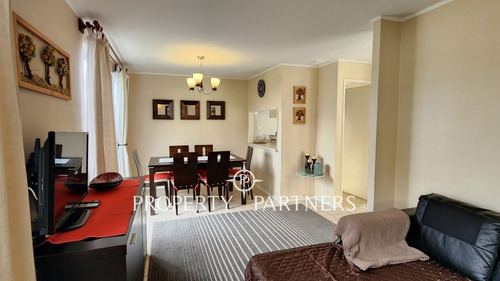 Arriendo Townhouse Peumayen Semi Amoblada