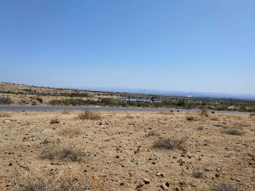 Excelente Terreno En Jesús Maria A Pie De Carretera
