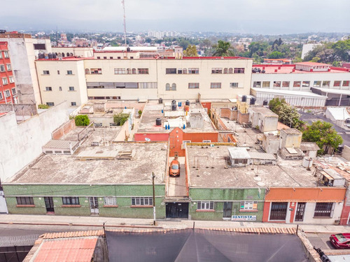 Venta, Propiedad Comercial Cerca Del Palacio De Cortés En Cuernavaca...clave 3518