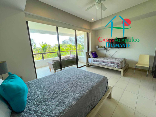 Cad La Isla Hawaii 301. Terraza Con Vista A Las Áreas Comunes