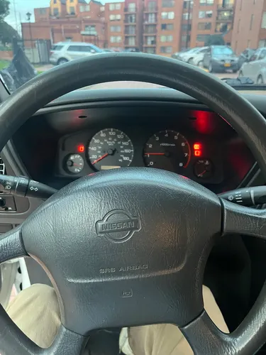 Nissan Pathfinder 3.3 R50 Std