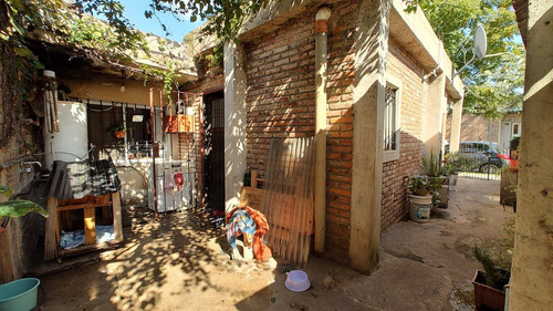 Venta Casa 3 Amb A Refaccionar Ezpeleta