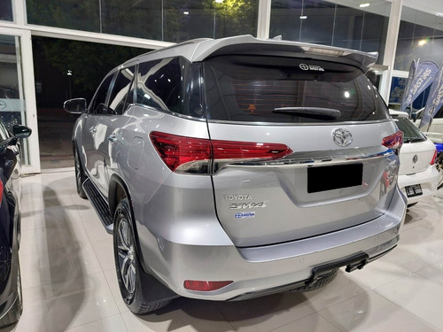 Imagen 3 de 11 de Toyota Sw4