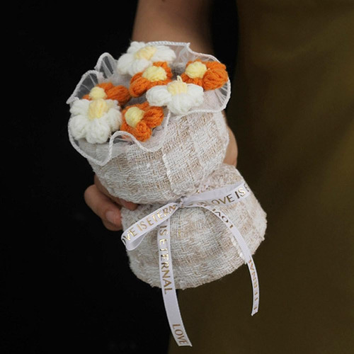 Ramo De Flores De Hojaldre De Simulación Con Acabado Tejido