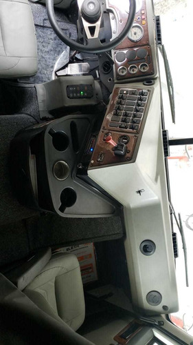 Navistar 9800i 6x4 Automático