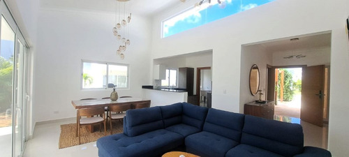 Alquiler Casa Independiente Con Piscina Privada En Vista Cana Bavaro Punta Cana