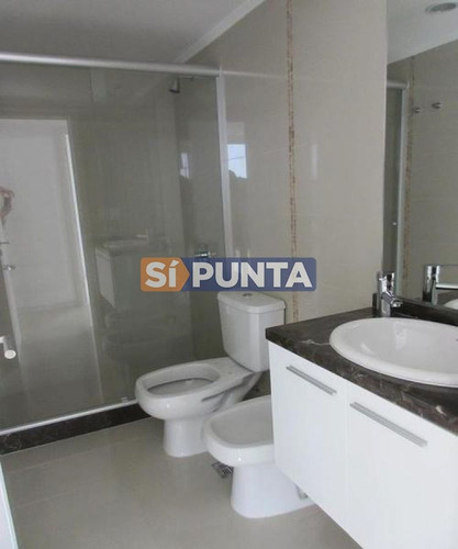 Imagen 5 de 11 de Edificio Nuevo A Pasos De Punta Shopping.