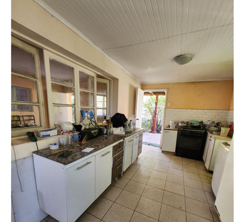 Casa En Plena Av. Balmaceda. Ideal Para Comercio. De 1340 M2