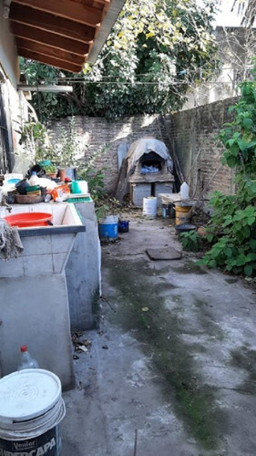 Imagen 14 de 19 de Casa Ph Al Contrafrente De 3 Ambientes En Venta - Castelar Norte
