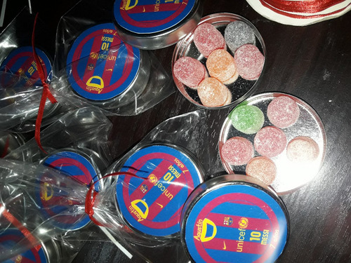 Latitas Personalizadas Rellenas Y Presentadas Con Tarjeta$25