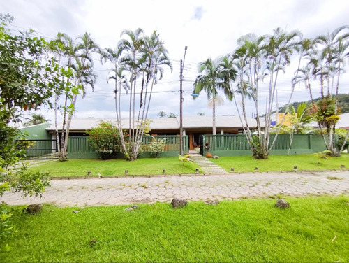 Casa Com 5 Quartos Na Prainha