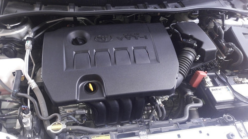 Imagen 7 de 10 de Toyota Corolla 2014 1.8 Xei Mt 136cv