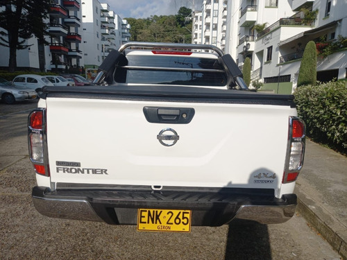 Nissan Frontier Ax 2.5 4x4