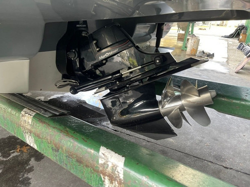 Imagen 17 de 17 de Canestrari 245 2021 Mercruiser V8 300 22hs De Uso Nueva