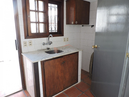 Local En Venta Y Alquiler En Centro De Maldonado - Excelente Ubicación Comercial- Ref: 21949