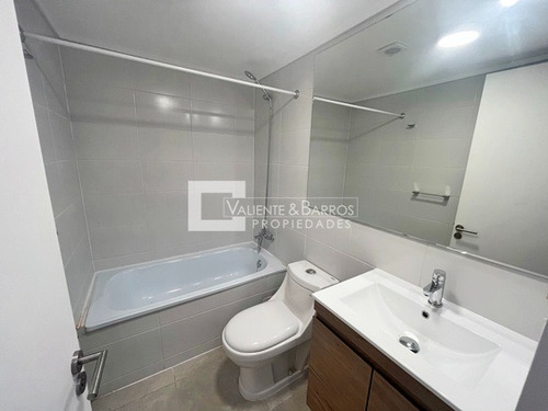 Departamento En Arriendo En Condominio Borde Andino
