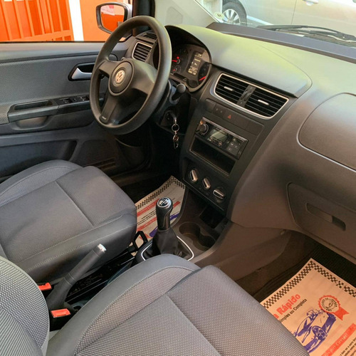 Imagem 9 de 10 de Volkswagen Fox 1.0 Mi 8v Flex 4p Manual