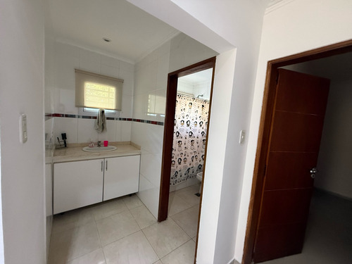 Casa En Venta 3 Dormitorios Melchor Romero La Plata