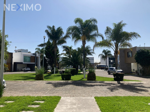 Imagen 3 de 14 de Casa Con Jardin Grande En Area De Chipilo ,puebla