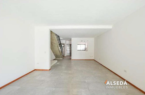 Imagen 2 de 15 de Casa De 3 Dormitorios En Condominio- Fisherton