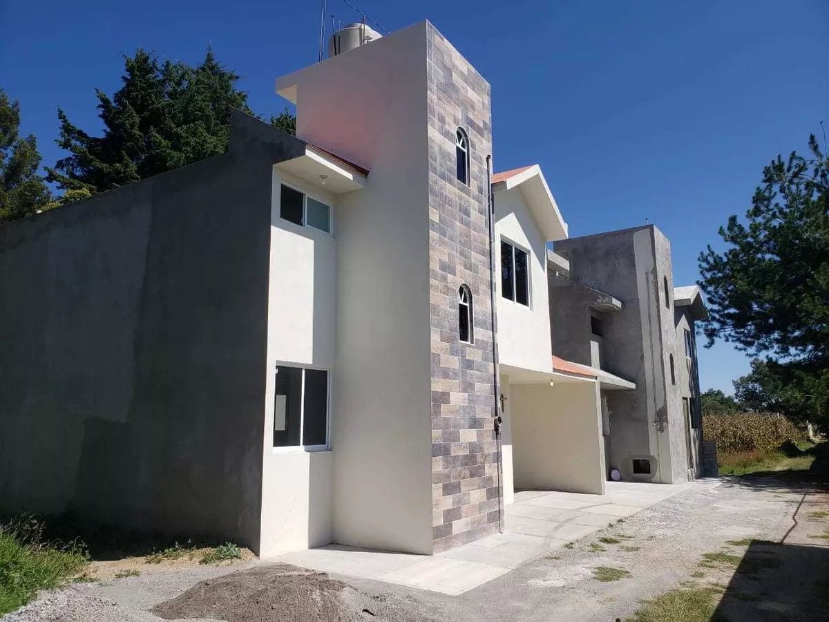 -frente Fracc. Santa Elena, Panotla, Vendo Casa Nueva, $1,375,000.00