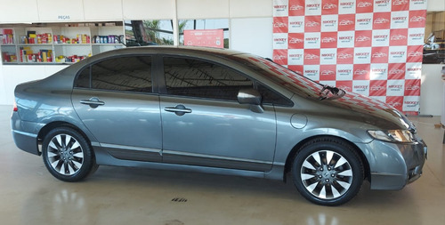 Honda Civic 1.8 Lxl Flex 4p