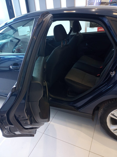 Imagen 7 de 12 de Ford Focus S 1.6 4p Taraborelli Usados