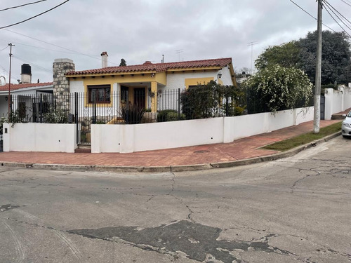 Se Vende Casa En Excelente Ubicación, Alta Gracia, Córdoba