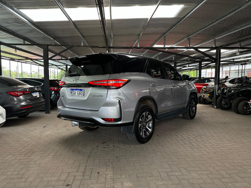 Toyota Hilux SW4 2.8 Tdi Diamante Ii 4x4 7as 6at