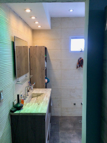 Venta Casa En 2 Plantas Con Pileta Y Quincho Glew