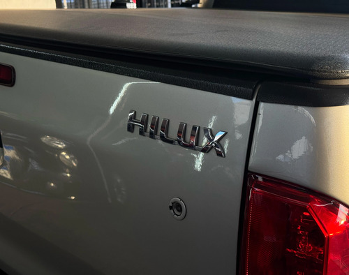 Toyota Hilux 2.5 STD 4X4 CD 16V TURBO DIESEL 4P MANUAL