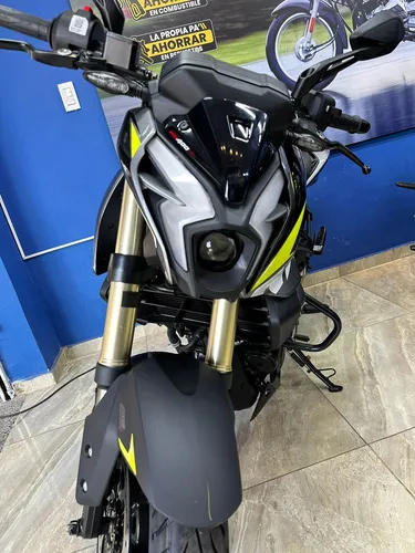 Pulsar Ns400z
