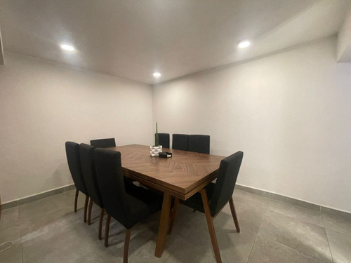 Casa En Venta, Coyoacán, 4 Recámaras