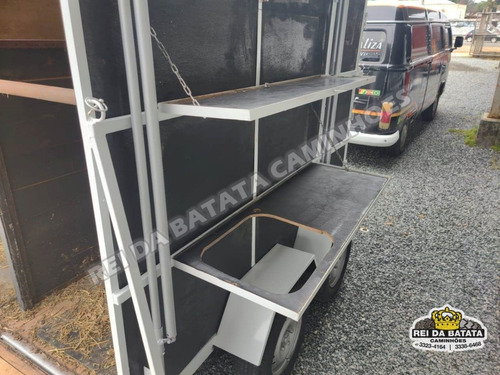 Reboque Carretinha Transporte De Cavalos 2 Eixos Semi Nova