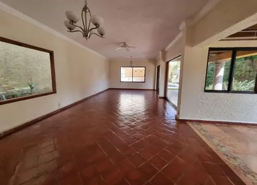 Casa En Renta En La Toscana, Acapatzingo Cuernavaca Morelos.