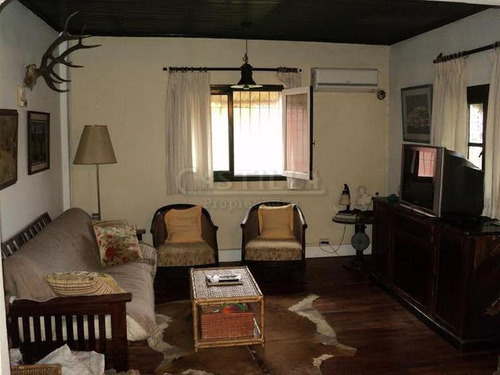 Imagen 13 de 18 de Venta De Casa Sobre El Río Sarmiento