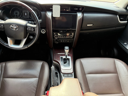Toyota Sw4 4x4 Srx 2,8 Tdi 6 A/t 7a