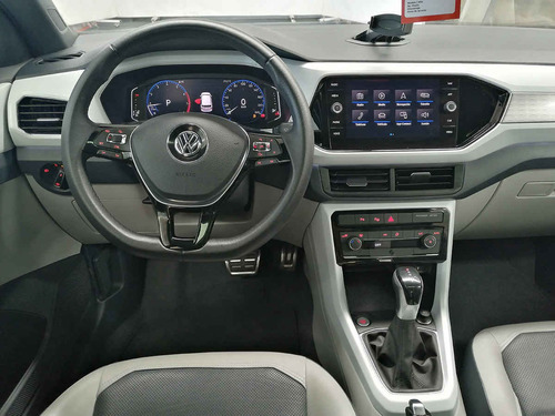 Imagen 13 de 15 de Volkswagen T-cross 2020 5p Highline L4/1.6 Aut