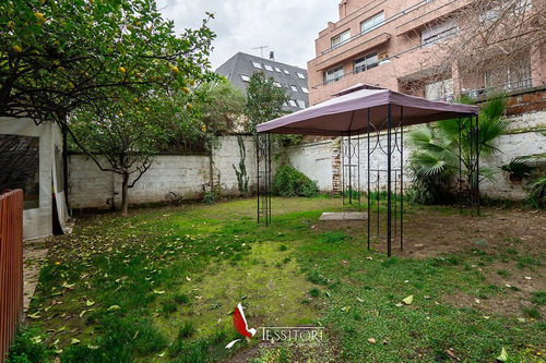 Casa En Venta En Ñuñoa