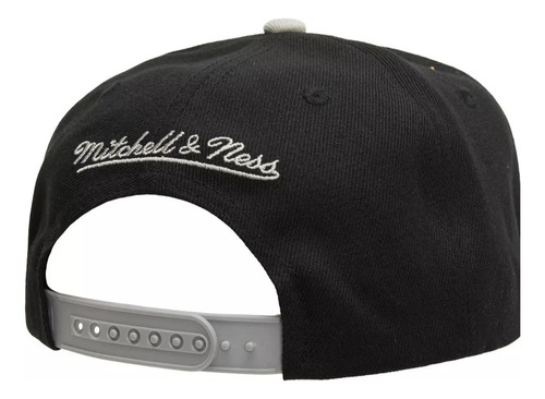 Gorra Mitchell & Ness Brooklyn Nets 8 Bit Xl