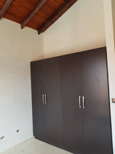 Imagen 8 de 14 de Exclusividad Estilo Americano Cercano Av. Bolivar Lecheria