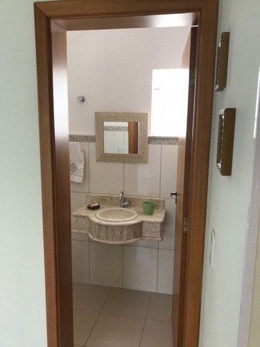 Imagem 16 de 21 de Casa Em Assis, Com 03 Dormitórios Sendo 01 Suíte Master. - 1205
