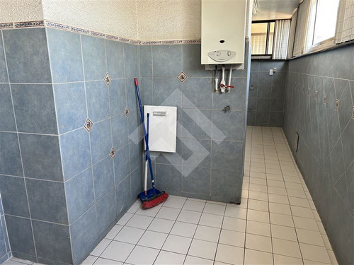 Departamento En Venta De 4 Dorm. En Las Condes